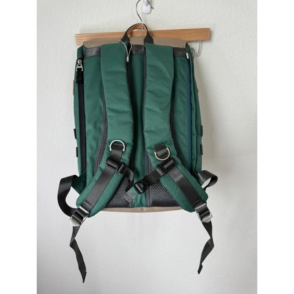 Doughnut Outdoor Adventure Green Tan Backpack Hiking Travel‎ Laptop Bag